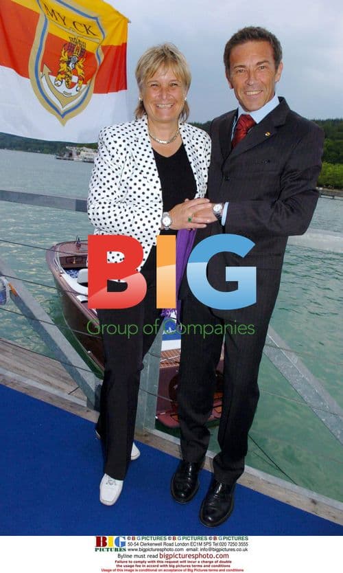 Austrian Far-Right Leader Joerg Haider Killed in Crash