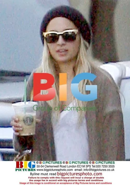 Nicole Richie at traffic school in Van Nuys, CA