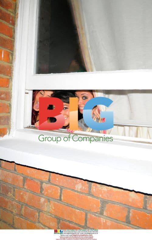 X Factor Contestants Arrive Home After Rehearsals