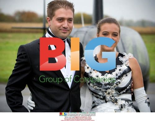 Couple marries suspended 50m above ground