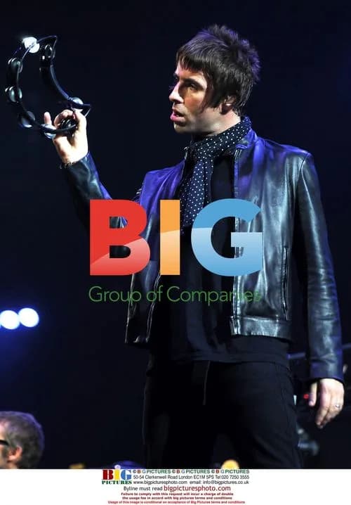 Oasis Perform at Wembley Arena
