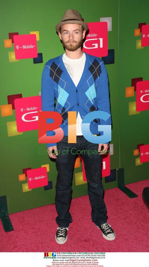 Christopher Masterson at T-Mobile G1 Launch Party