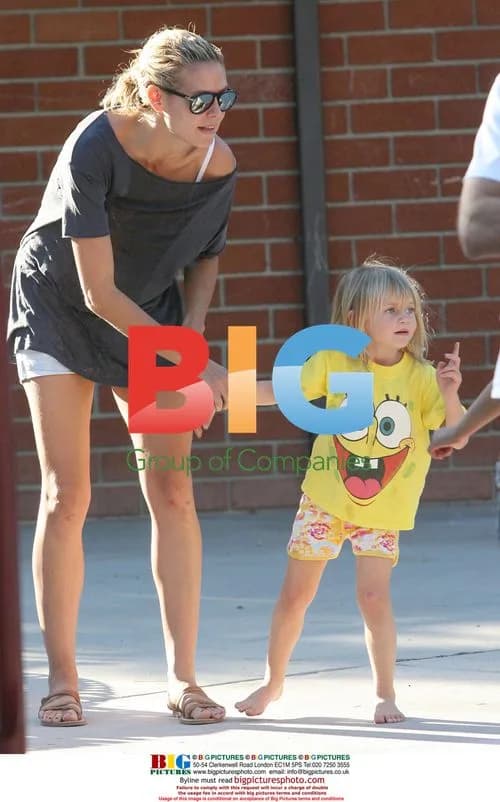 Heidi Klum and kids at Beverly Hills park