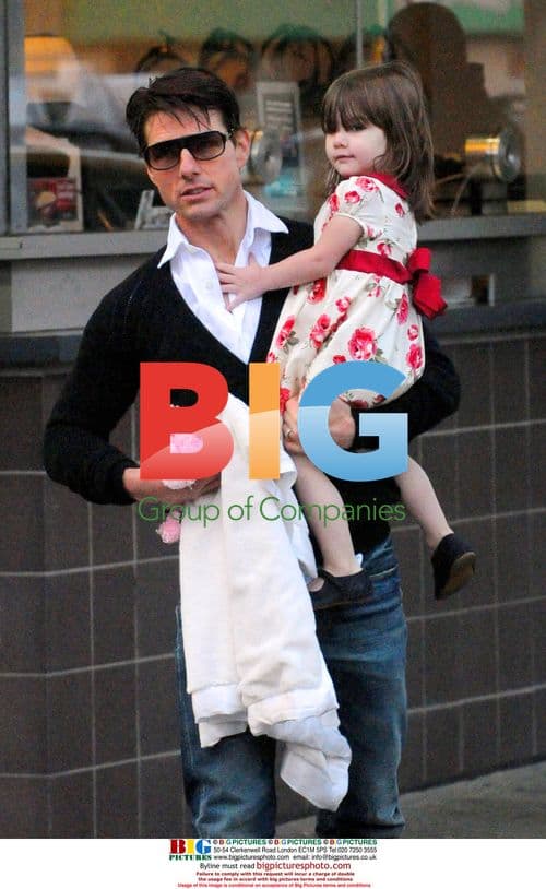 Tom Cruise and Daughter Suri Out for Ice Cream