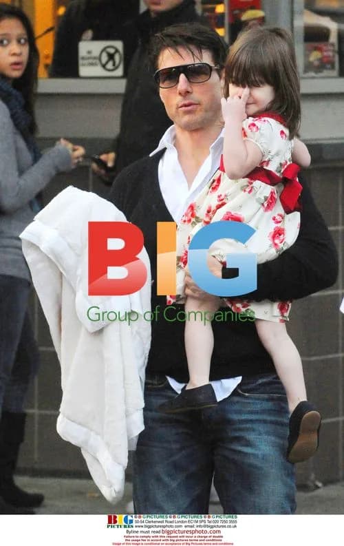 Tom Cruise Takes Daughter Suri Out for Ice Cream