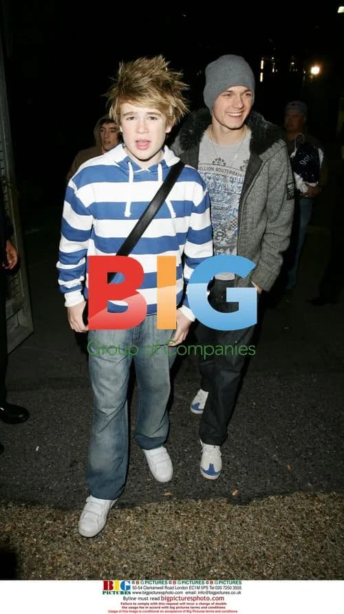 Eoghan Quigg leaves X Factor live show