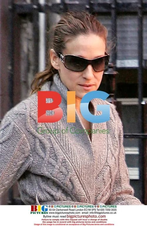 Sarah Jessica Parker and son walk dog