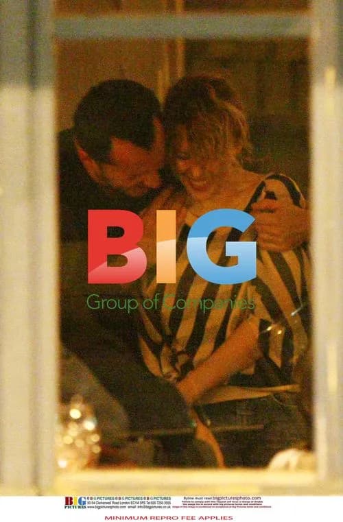 Kylie Minogue Spotted With Mystery Man in Paris