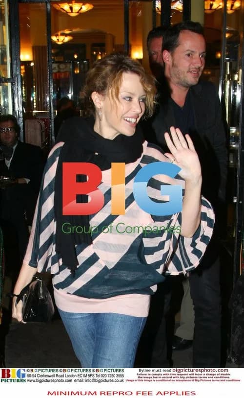 Kylie Minogue seen with mystery man in Paris