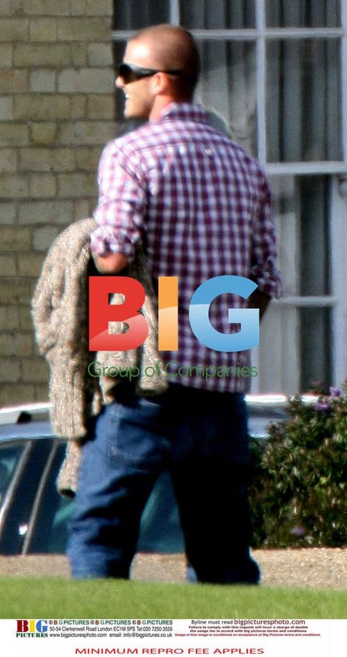 Beckhams Film New DVB Clothes Range