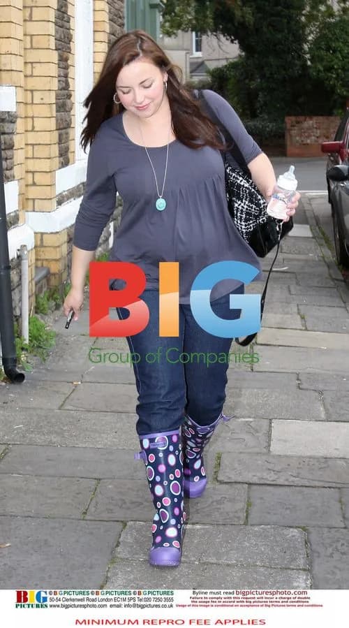 Charlotte Church spotted out with daughter
