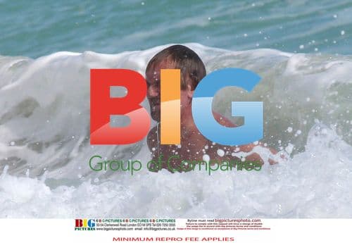 Noel Edmonds and Liz Davis on Vacation