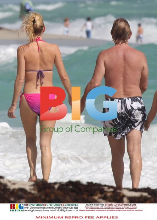 Noel Edmonds and Liz Davis on holiday