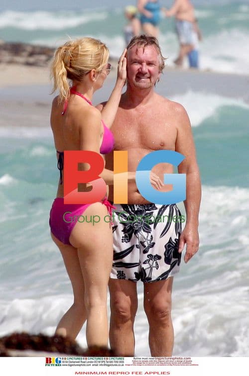 Noel Edmonds and Liz Davis on Vacation