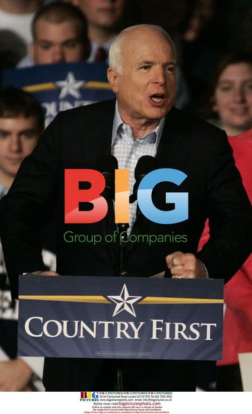 John McCain Addresses Crowd in New Hampshire