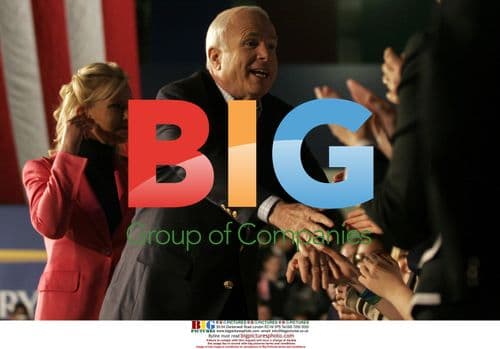 John McCain addresses crowd at Saint Anselm College rally