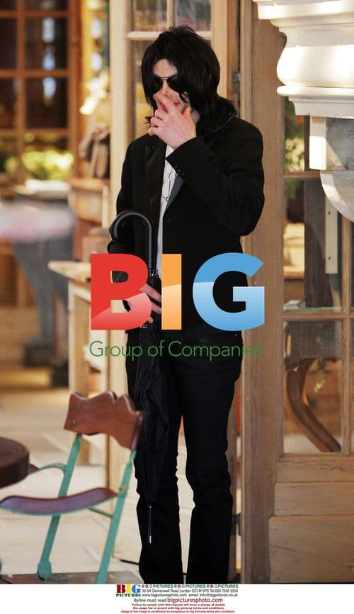 Michael Jackson shops for antiques in West Hollywood