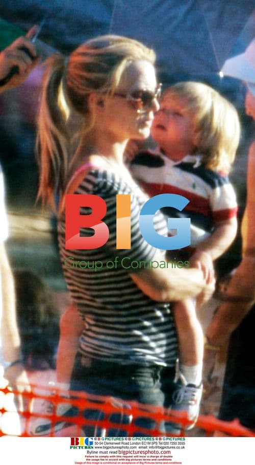 Britney Spears at Mr. Bones Pumpkin Patch