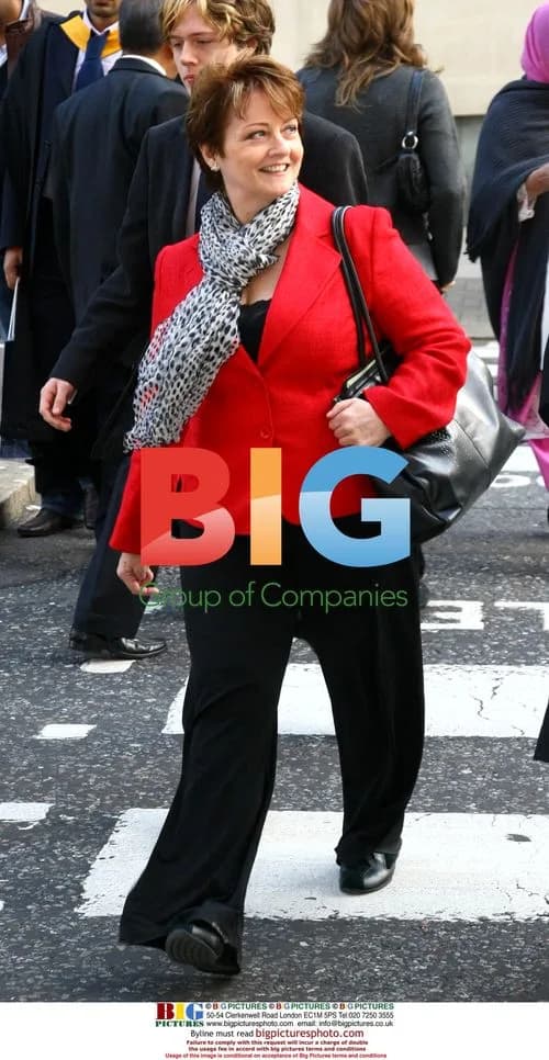 Anne Diamond Attends Sons' Graduation