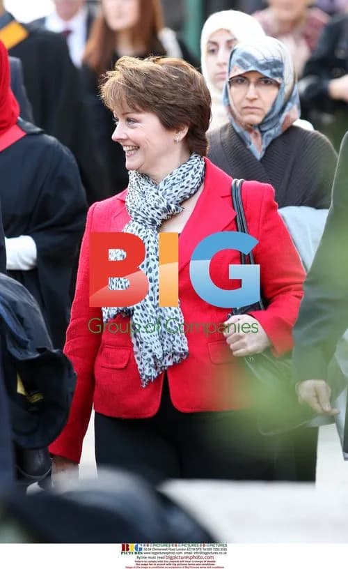 Anne Diamond attends sons' graduation