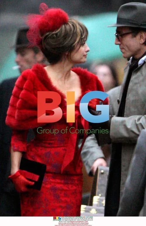 Penelope Cruz and Daniel Day Lewis on set of "Nine"