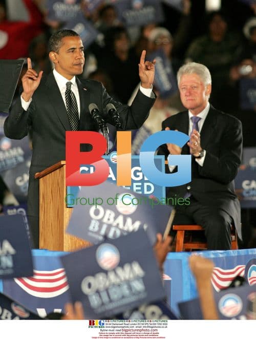 Obama campaigns with Clinton in Florida