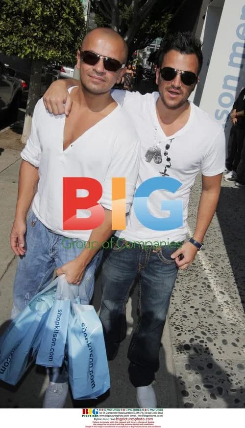 Peter Andre Shopping at Kitson Boutique