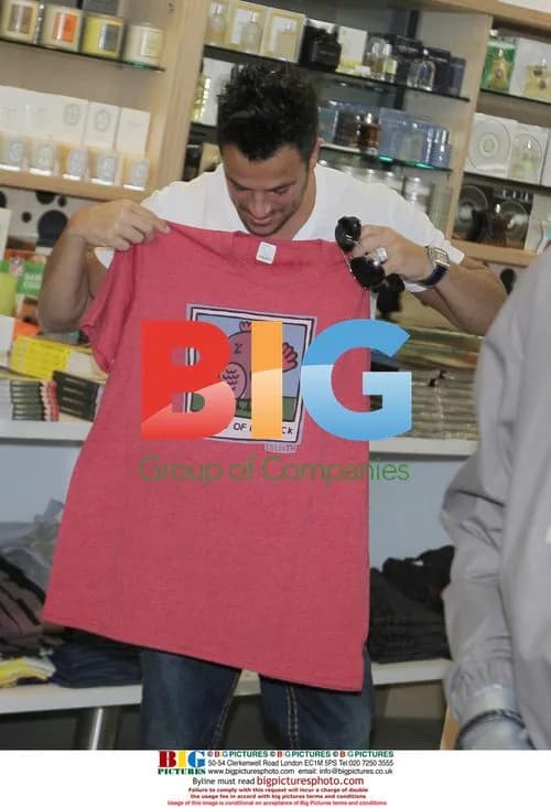 Peter Andre and Brother Shop in LA