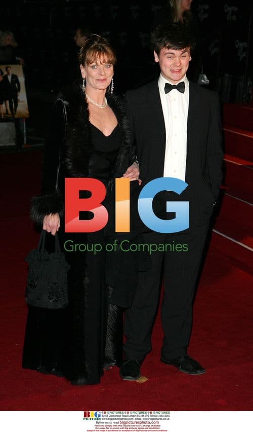 Samantha Bond at Quantum Of Solace premiere