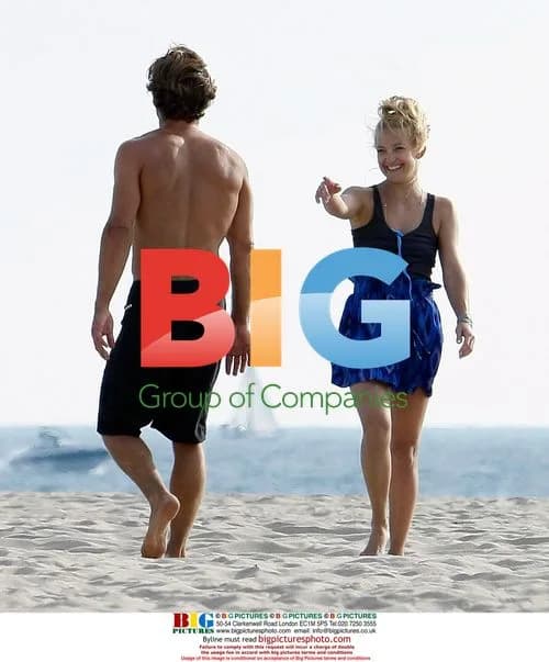 Kate Hudson & son Ryder on Beach