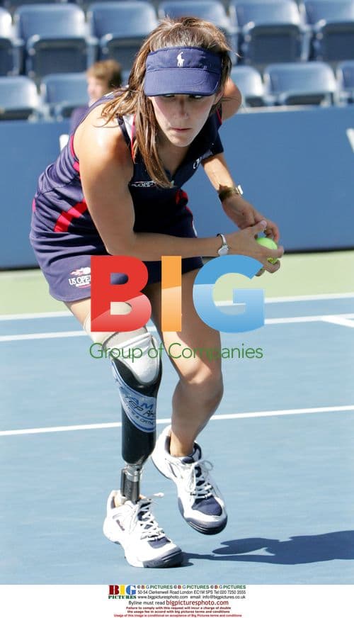Amputee ball girl Kelly Bruno at U.S. Open