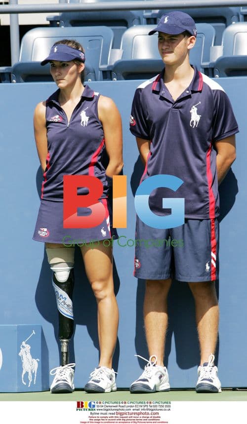 Amputee ball girl at U.S. Open