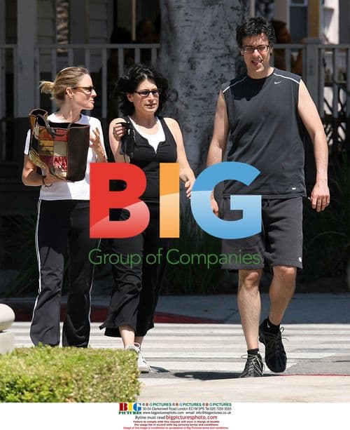 Jodie Foster has lunch with friends