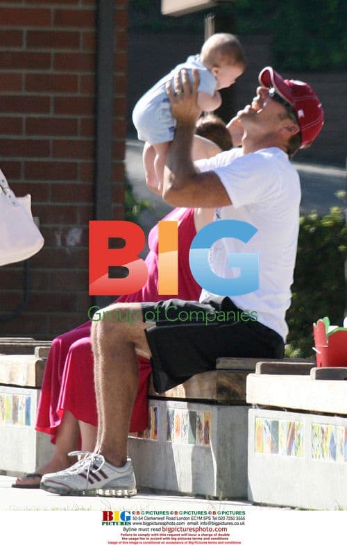 Melissa Joan Hart has fun family day out