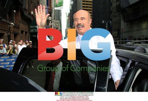 Dr. Phil waves after Letterman appearance