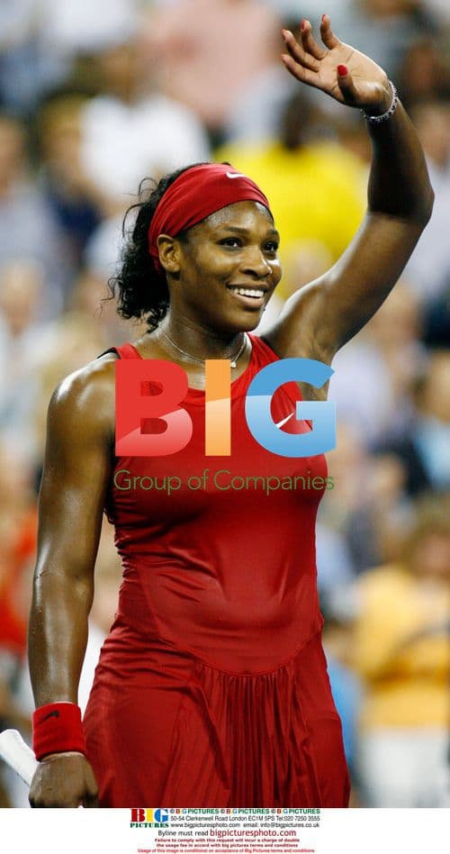 Serena Williams defeats Venus at US Open