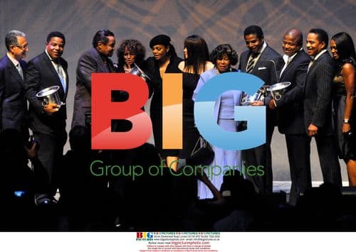 Jackson family accepts Icon Award at BMI Urban Awards