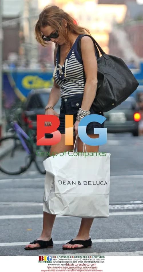 Lindsay Lohan Shopping in Soho