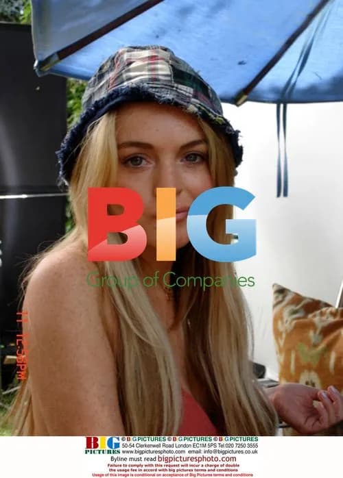 Lindsay Lohan on 'Labor Pains' set