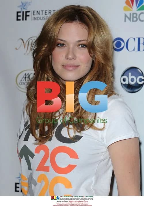 Celebs at Stand Up for Cancer event