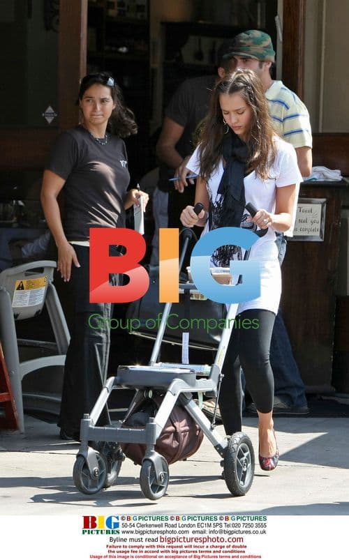 Jessica Alba & Family at Breakfast