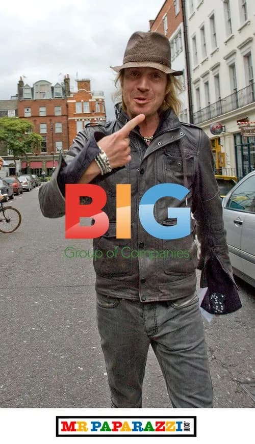 Rhys Ifans Lunch with Mystery Woman
