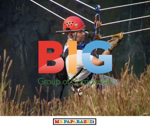 Elijah Wood & Jack Osbourne Abseiling