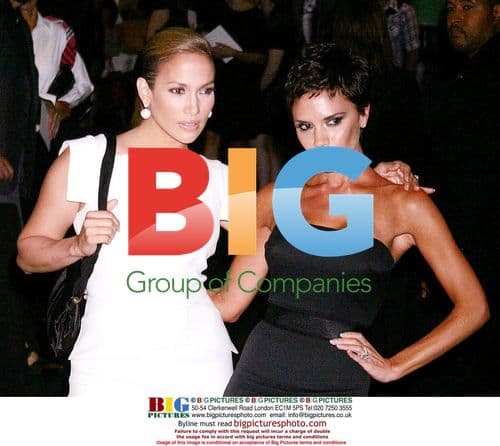 Jennifer Lopez and Victoria Beckham at Marc Jacobs fashion show