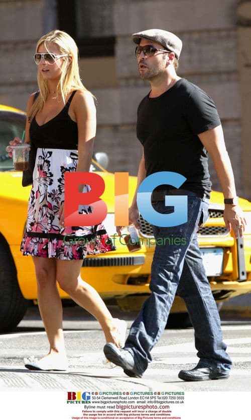 Jeremy Piven seen with mystery woman