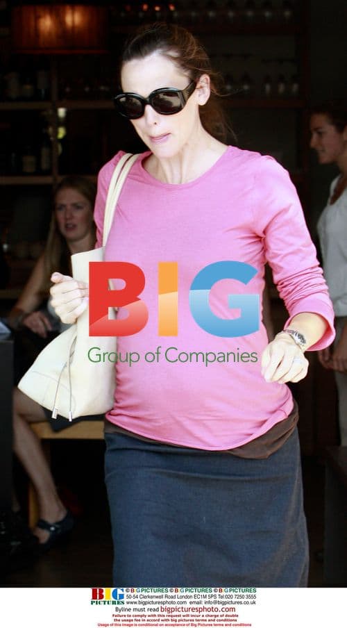 Jennifer Garner at AXE restaurant in Venice