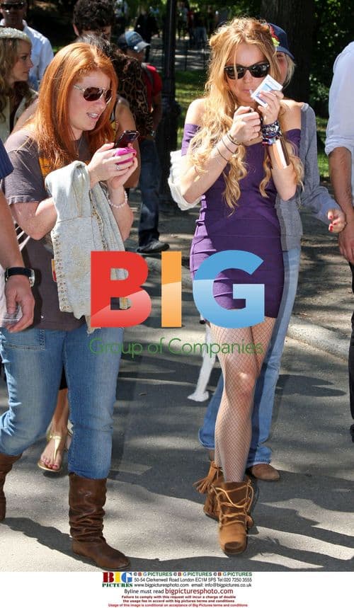 Lindsay Lohan on Ugly Betty Set