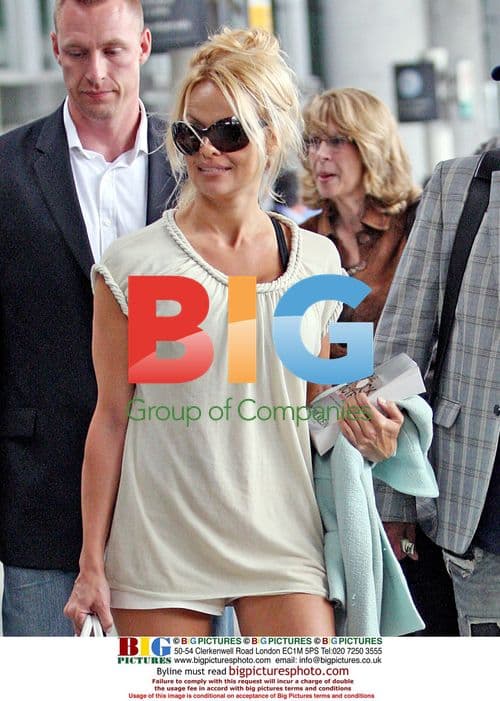 Pamela Anderson Arrives in Toronto, Meets Jeff Goldblum