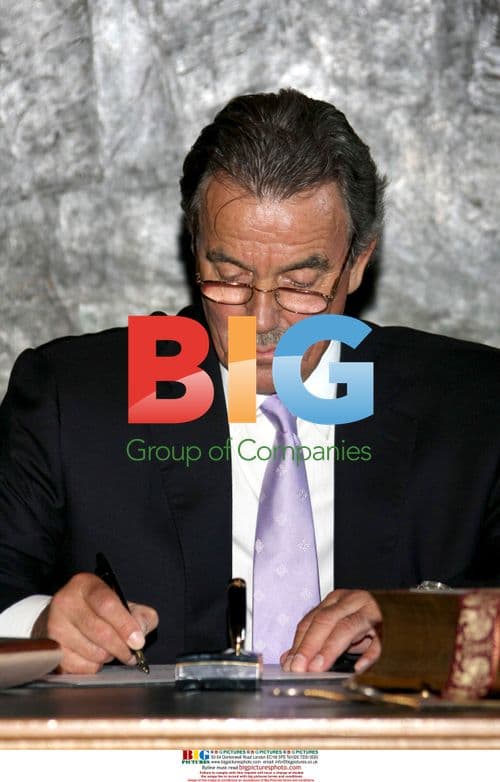 Eric Braeden Signs Hamburg Golden Book