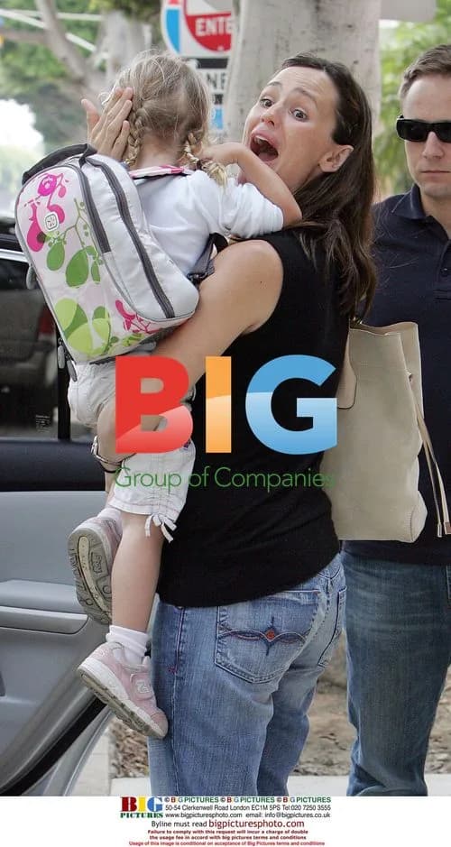 Jennifer Garner and Ben Affleck with daughter Violet